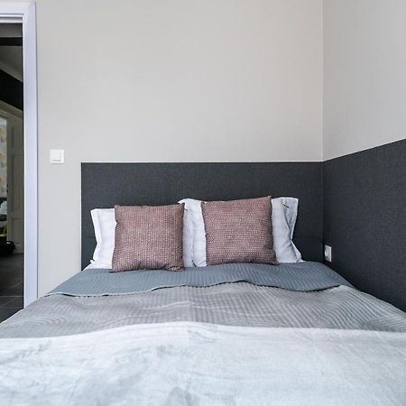 Boutique 2-Bedroom Apartment In Sofia Bagian luar foto