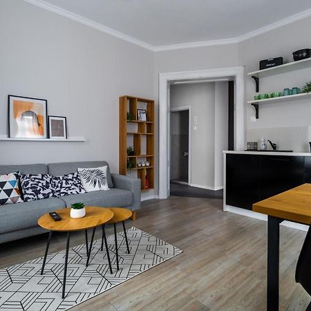 Boutique 2-Bedroom Apartment In Sofia Bagian luar foto