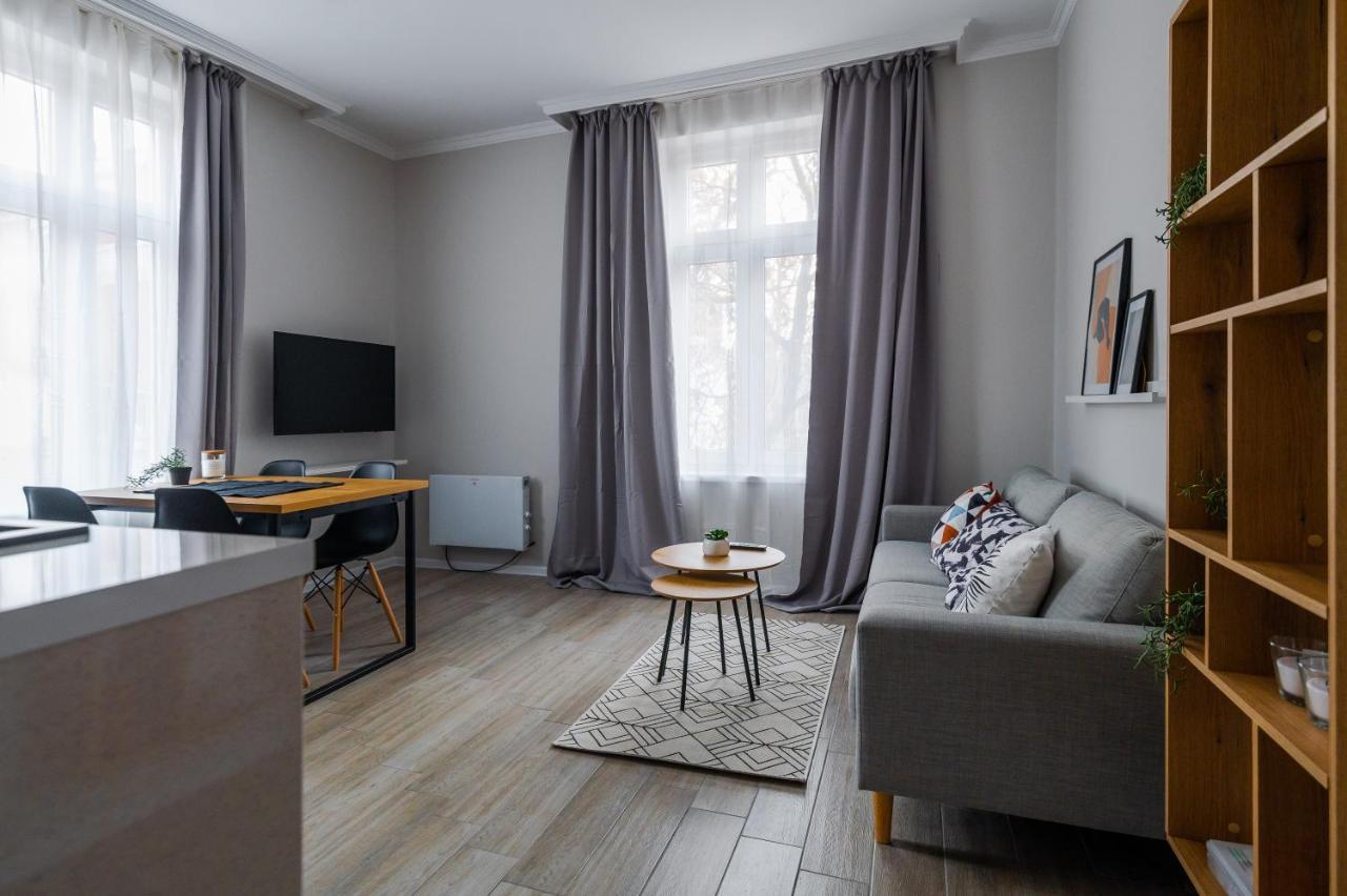 Boutique 2-Bedroom Apartment In Sofia Bagian luar foto