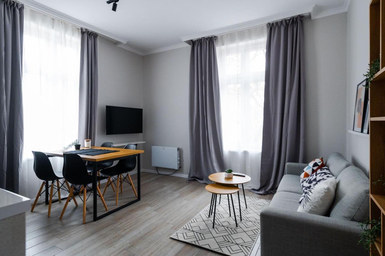Boutique 2-Bedroom Apartment In Sofia Bagian luar foto
