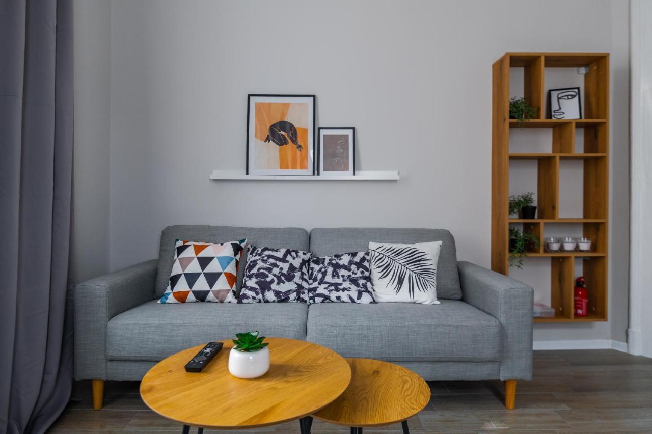 Boutique 2-Bedroom Apartment In Sofia Bagian luar foto